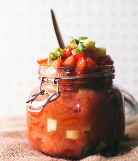Gazpacho de melancia com manga. Foto: David Loftus/Reprodução Instagram